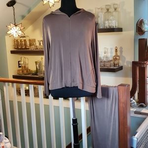 Ruby Rd. Womans Tan Microfiber Nylon Blend Tracksuit (Jacket And Pants)